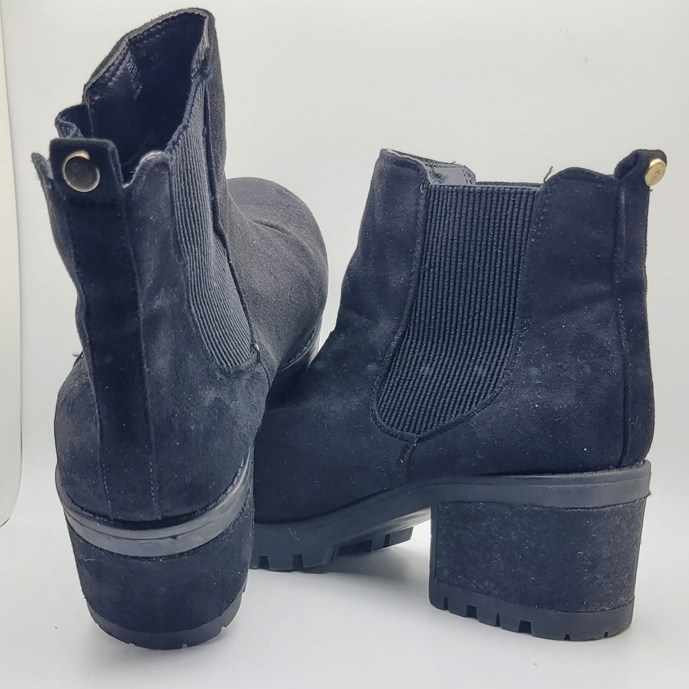 10M Chic Black Suede Ankle Chunky Heel Pull On Booties